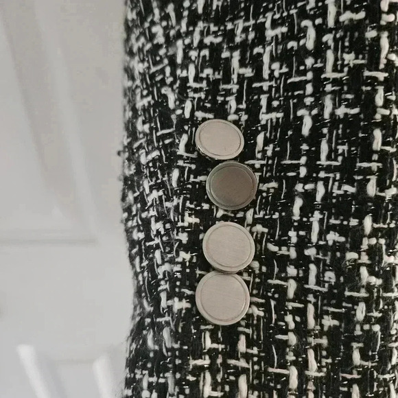 BCBGMAXAZRIA Women's Black & White Tweed Jacket sz L **FREE SHIPPING** - Picture 6 of 7